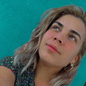 Meet your Posher, Rebeca